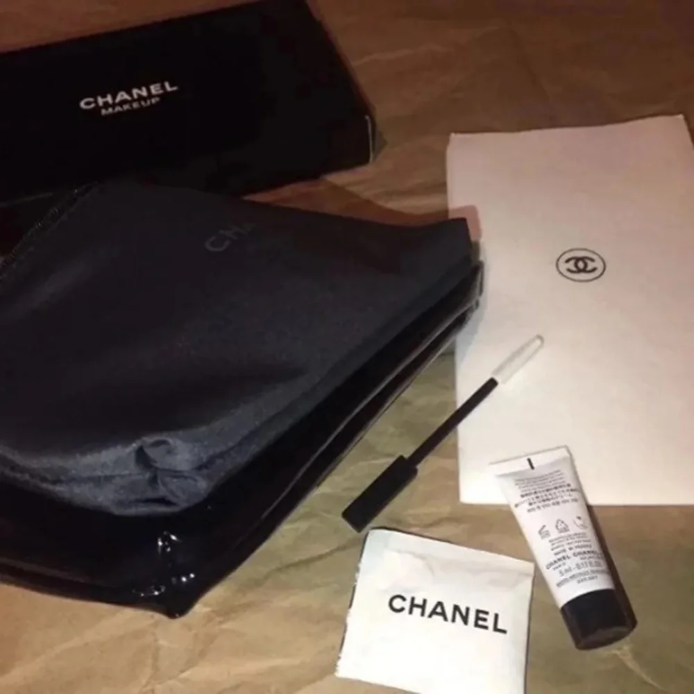 Chanel samples & cosmetic bag